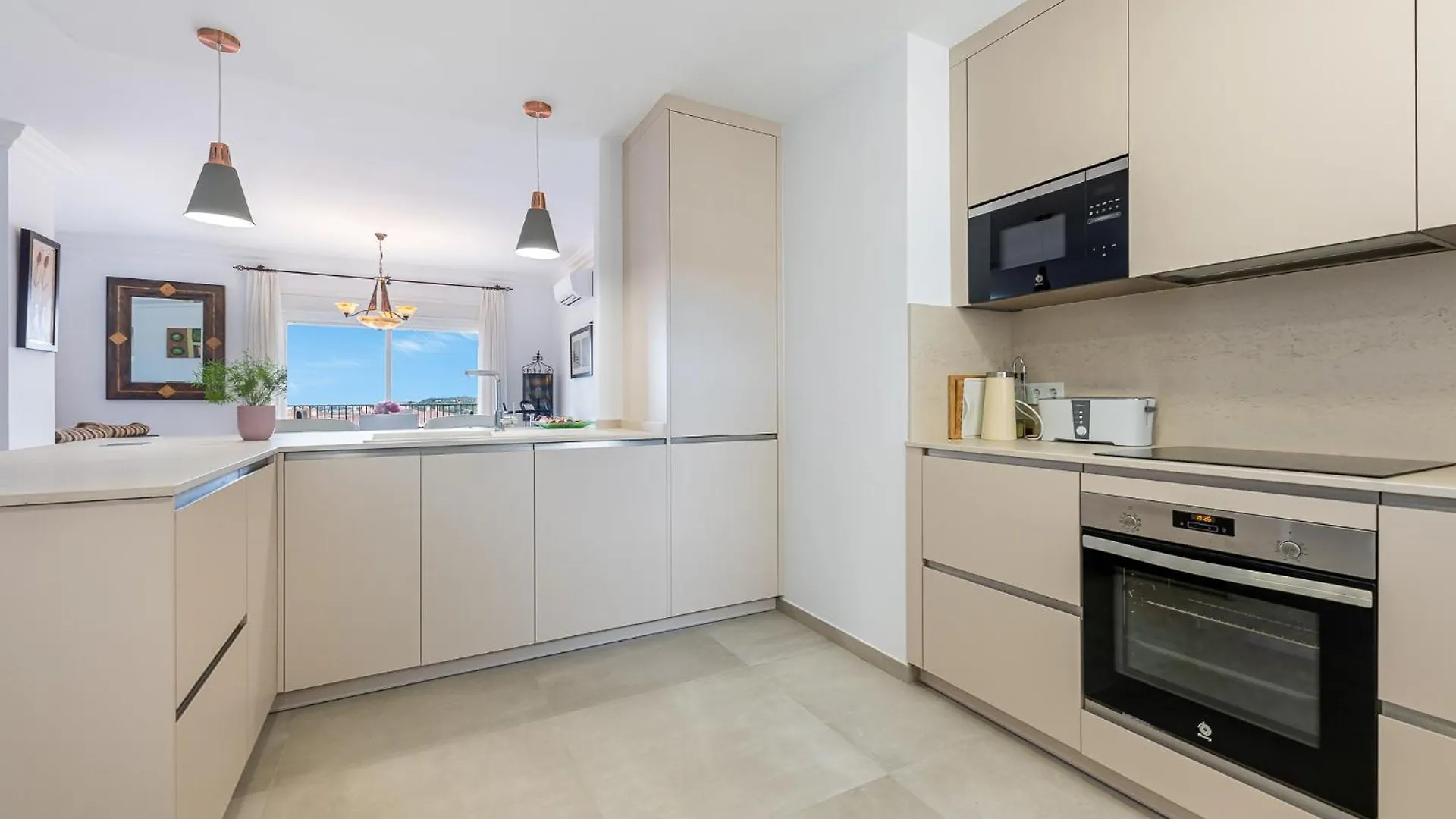 Apartment Fantastic 4 Bed Apt La Cala Hills Fuengirola