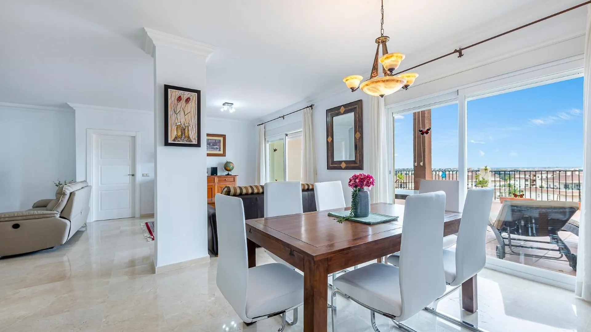 Fantastic 4 Bed Apt La Cala Hills Fuengirola